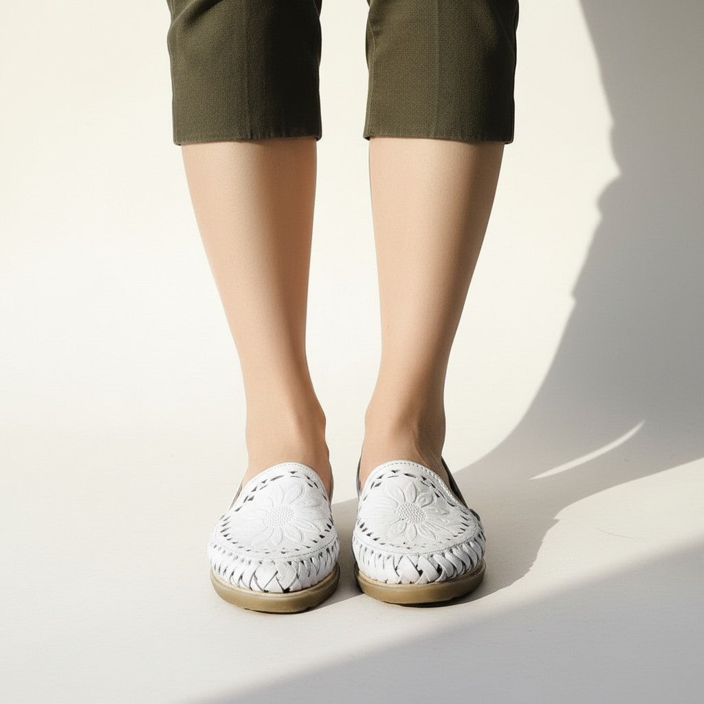 ARTESANALRENVAL white leather huaraches with woven detail and floral embossing. Women's handmade Mexican shoes.