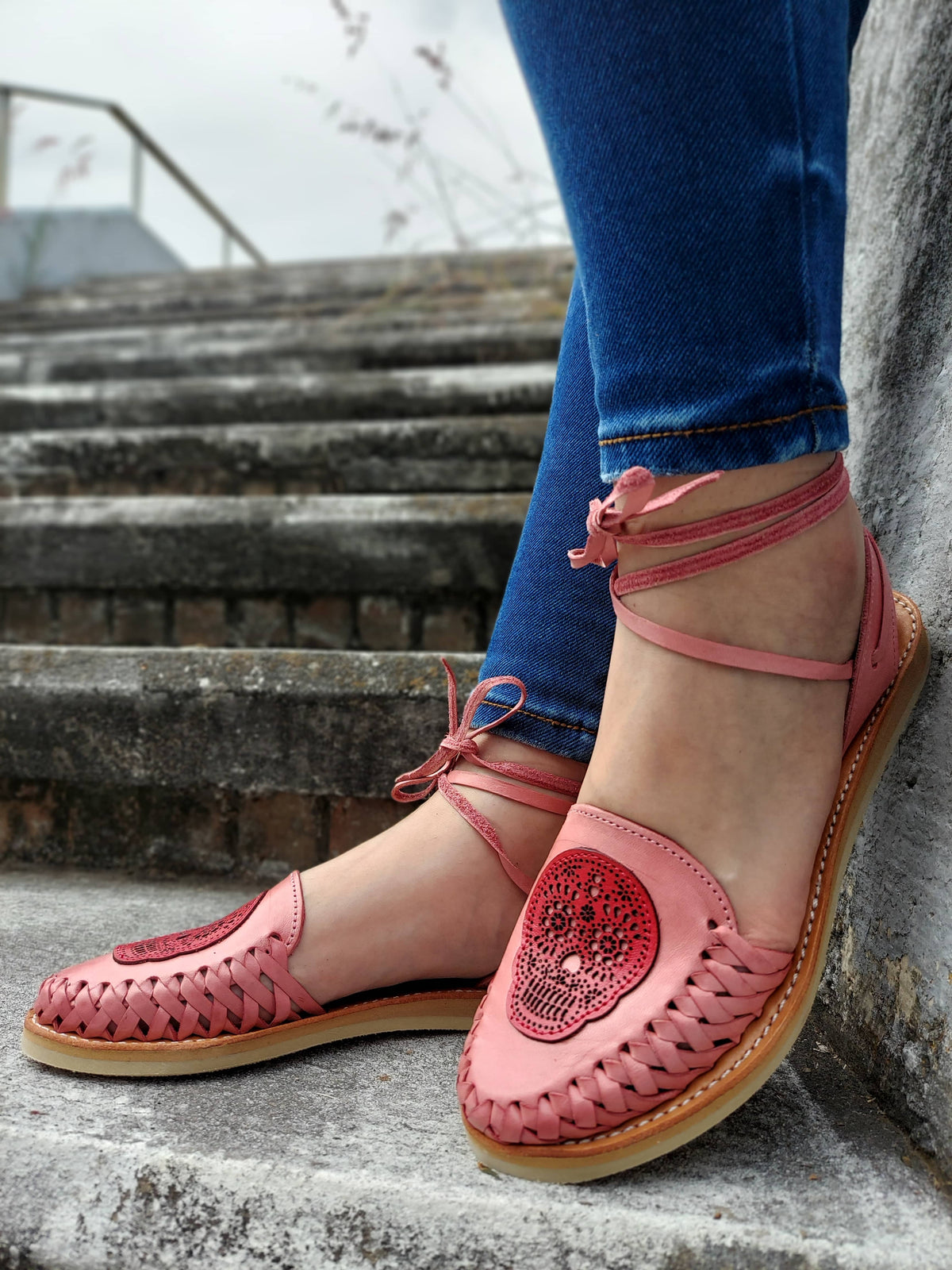 159 pink skull